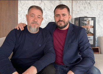 Mërgimi-babait të tij: Krenarë që të kemi