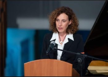 Ambasadorja izraelite në Kosovë uron Ramazanin