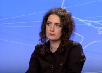 Rrusta: Qeveria e Kosovës duhet t’i mbështesë më shumë gratë
