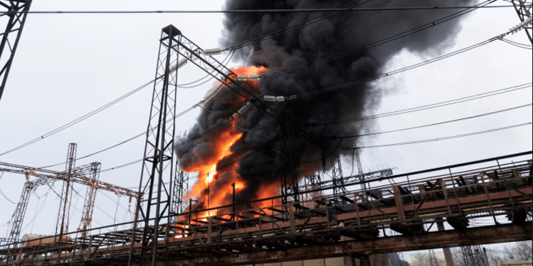Rusia sulmon ndërtesat e energjisë së Ukrainës
