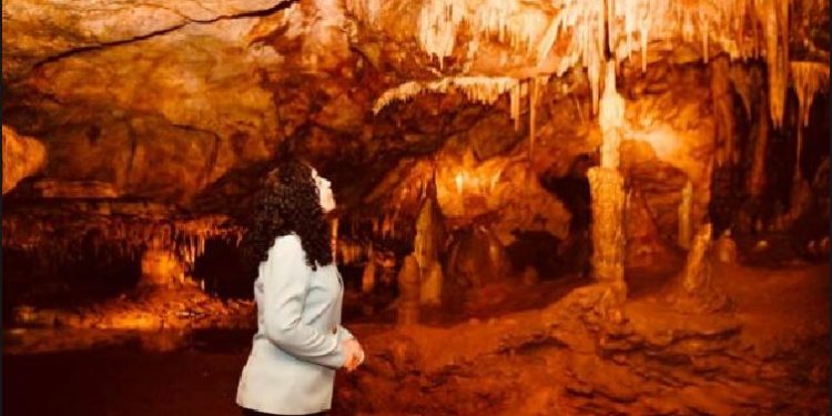 Osmani viziton Shpellën e Gadimes: Një nga mrekullitë e shumta në Kosovë