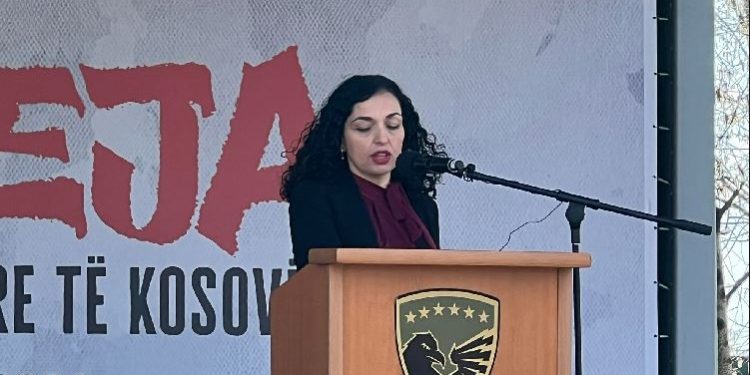 Osmani nga kazerma ”Adem Jashari”: Do ta mbrojmë lirinë e paqen me çdo kusht