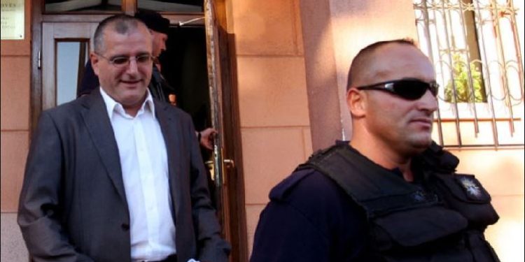 Zharku: Nuk kam qenë në dijeni se DASH-i më ka futur në listë të zezë