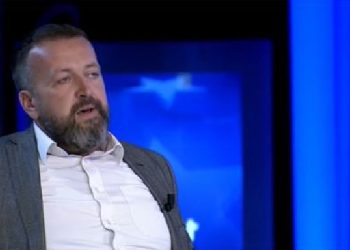 Hoxha: Kurti ka qenë i atakuar sidomos nga Bashkësia Ndërkombëtare