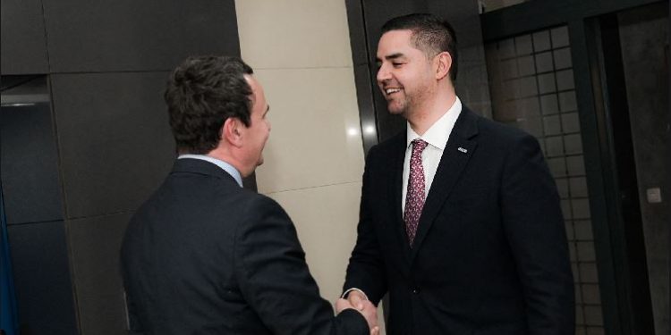 Kurti takon kryesuesin e OSBE-së, temë diskutimi kontributi në Kosovë