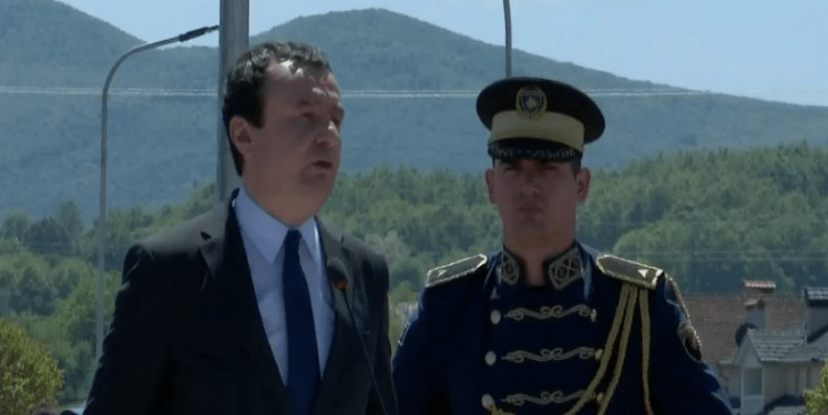 Kurti: Serbia autokratike që përpiqet t’i fsheh dhe mohoj krimet e kryera në Kosovë