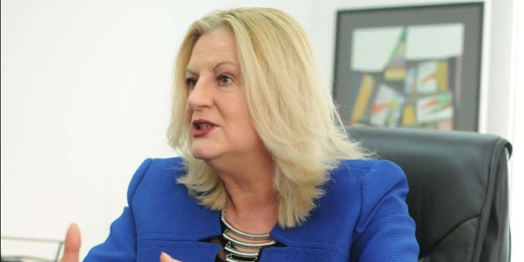 Tahiri: Serbia e mori shuplaken nga Evropa