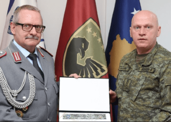 Jashari dekoroi Nolte me mirënjohje për përkushtimin, angazhimin e mbështetjen e vazhdueshme për FSK-në