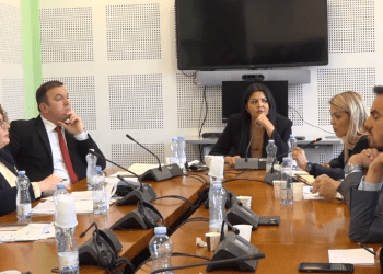 Deliu-ministres Hajdari: Kur keni me ofru dorëheqje?