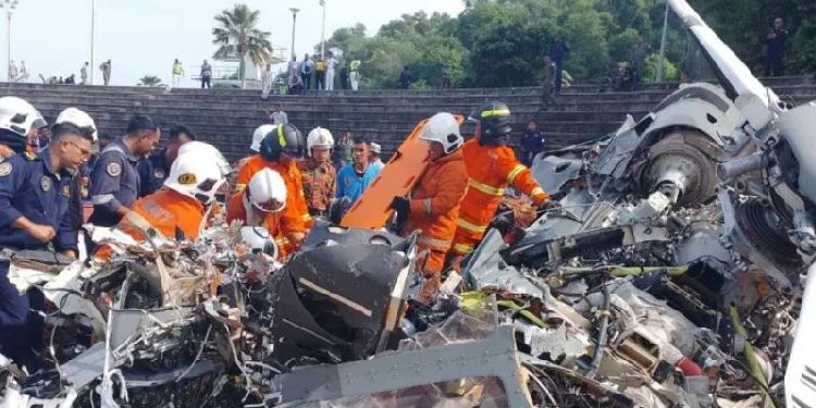 Përplasen 2 helikopterë në Malajzi, 10 të vdekur