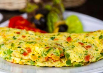 Mëngjes i shijshëm, omletë me perime