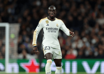 Mbrojtësi i Real Madridit kërkohet nga 4 klube të mëdha të Ligës Premier