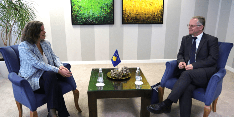 Takon Zicherman, Bislimi: Të vijojmë përkushtimin tonë edhe në uljen e papunësisë