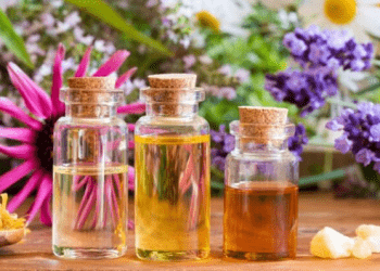 A janë të përshtatshme vajra esencialë për fëmijët shumë të vegjël