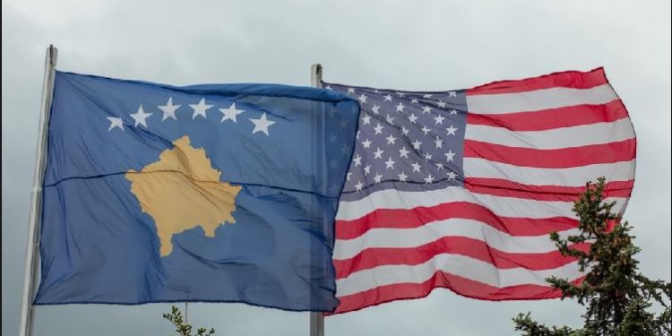 Ambasada amerikane: Një demokraci e fortë inkurajon një shtyp të lirë