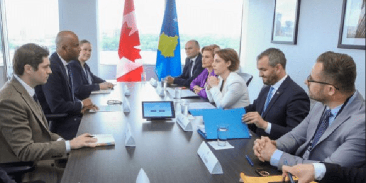 Gërvalla dhe Kusari takojnë ministrin kanadez, diskutojnë për bashkëpunime
