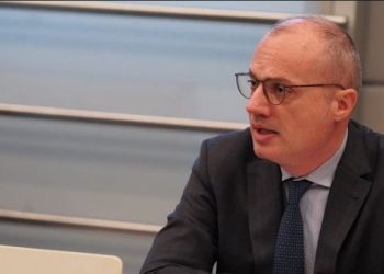 Hasani: Kosova humbi mundësi historike për KiE