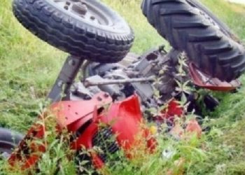 Vdes një 36 vjeçar në Leposaviq, u rrokullis me traktor