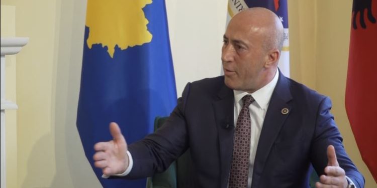 Haradinaj për Kurtin: As dorën nuk ia jap, është një mashtrues ordiner