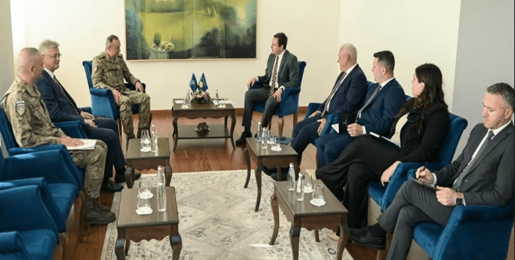 Situata e sigurisë në vend, Kurti e Sveçla takojnë komandantin e KFOR-it