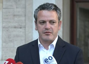 Reagon ashpër Arben Gashi: Kjo është budallaki!