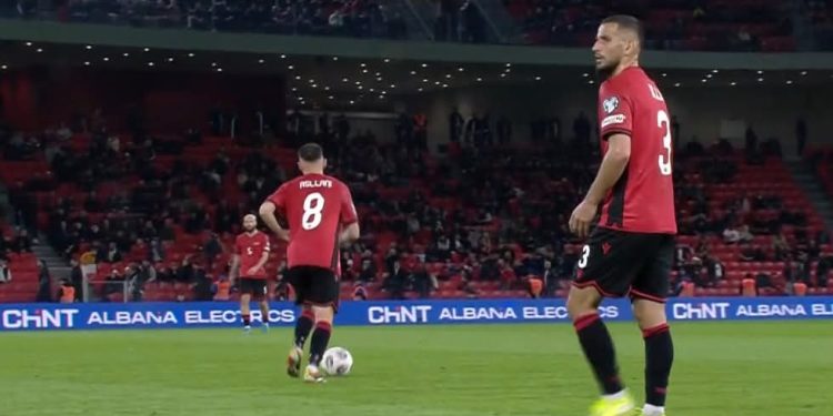 Mbyllet pjesa e parë, Shqipëria në epërsi 2:0 ndaj Andorrës