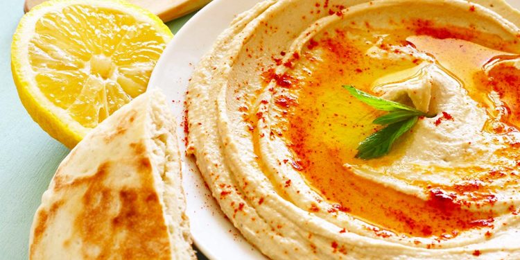 Fërgesë me miell misri, gjizë dhe hudhra, traditë dhe shije fantastike