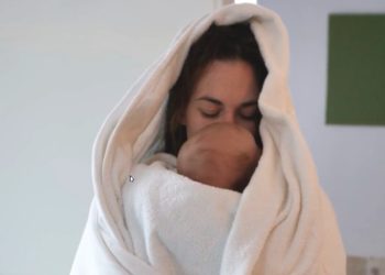 Shqipëri: Gratë dhe vajzat duan fëmijë por lindin më pak për shkaqe ekonomike