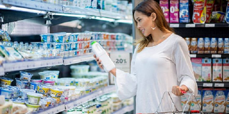 Paralajmërohet shtrenjtimi i produkteve të qumështit nëse shtrenjtohet rryma