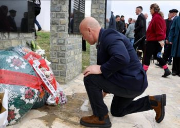 Haradinaj: 25 marsi, dita e dhimbshme e masakrës së pafajshmëve nga regjimi Millosheviqit