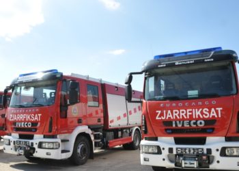 Zjarri në Veternik është shuar pas ndërhyrjes së shpejtë të të zjarrfikësve