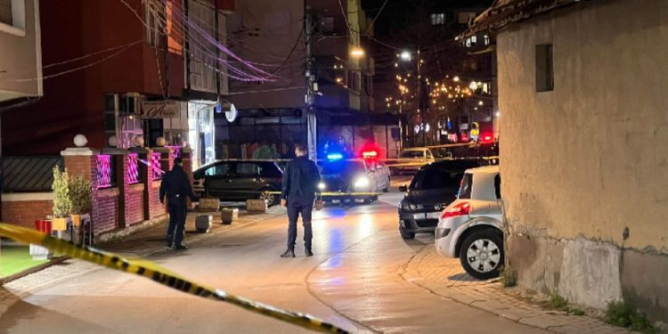 Vushtri, vrasja e 19 vjeçarit: Prokuroria kërkon paraburgim për të dyshuarin