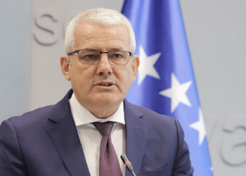 Vrasja e policit në Kaçanik, Sveçla: Shteti është mobilizuar të arrestojë ata që u përfshinë në këtë vrasje