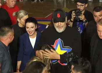 “Duhet t’i bindni miqtë për Shqipërinë në BE”, Rama: Në 11 maj vota juaj ka brenda profecinë e Gjergj Kastriotit