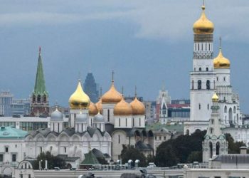 Rusia hakmerret ndaj Europës, ndalon aktivitetin e mbi 80 mediave të huaja