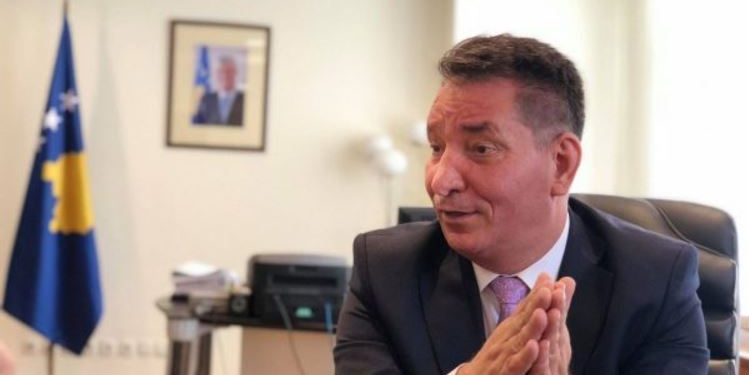 Lekaj: “Qeveri kalimtare” dhe një “paketë zgjedhore” për presidentin e ri, parlamentin dhe komunat për tejkalim të ngërçit