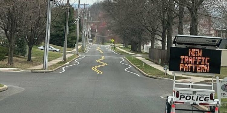 Video / Ky qytet amerikan që përdor vija të shtrembëruara në rrugë për të ngadalësuar shoferët