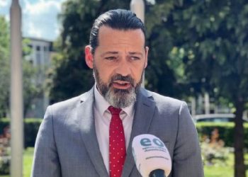 Sveçla i VV-së e quan “mashtrues” Përparim Ramën: Policia i shërben vetëm ligjit, jo tekeve personale