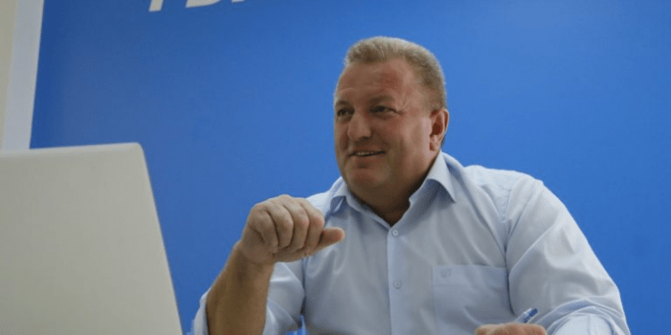 “Është tradhti koalicioni PDK-VV”, Berisha: Nëse ndodh, dorëhiqem nga partia!