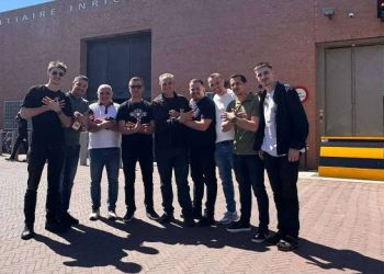 Nait Hasani viziton krerët e UÇK-së në Hagë: Janë mbrapa këtyre mureve, padrejtësisht