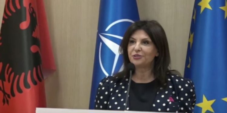 Topalli, qytetarëve: Mos e nënvlerësoni zërin tuaj – keni fuqi më të madhe sesa mendoni