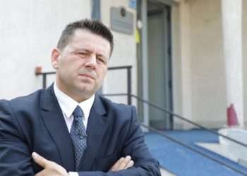 Bekë Berisha pyetet nëse e voton Fitore Pacollin: Edhe pse i ka do probleme me mexha e hajni