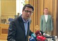 Murati sërish shpjegon Kushtetutën, thotë se vota e deputetit nuk duhet detyruar