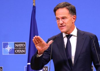 Rutte: NATO do ta pesëfishojë mbrojtjen ajrore dhe do të blejë 1.000 tanke