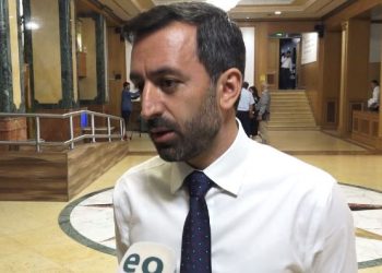 Deputeti i LVV-së flet për ngërçin politik: Pse nuk tërhiqemi nga Albulena Haxhiu