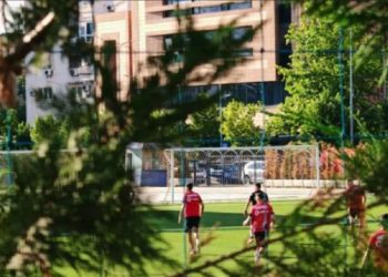 Gazetari serb spiunon përgatitjet e kombëtares shqiptare…