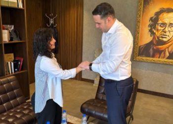 Drejtoresha e Punës dhe Mirëqenies në Prishtinë aderon në LDK