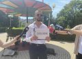 Qytetarët protestojnë: Taksat tona po shpenzohen, Kuvendi ende nuk është konstituuar