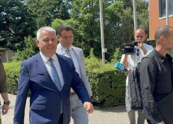 Sveçla: Nuk e kam lexuar planin e Abdixhikut; Bahtiri: Valla nuk ia vlen hiç të lexohet