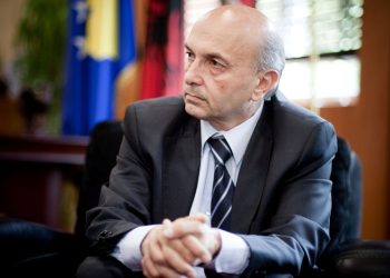 Roli i Trump, Mustafa: Kosova t’i ketë institucionet sa më parë, nga zgjedhjet e fundit ose të reja